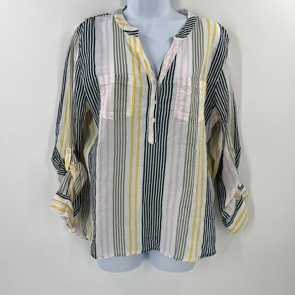 Carve Designs Women Size Medium Dylan Gauze Roll Tab Sleeve Henley Top - Picture 1 of 9
